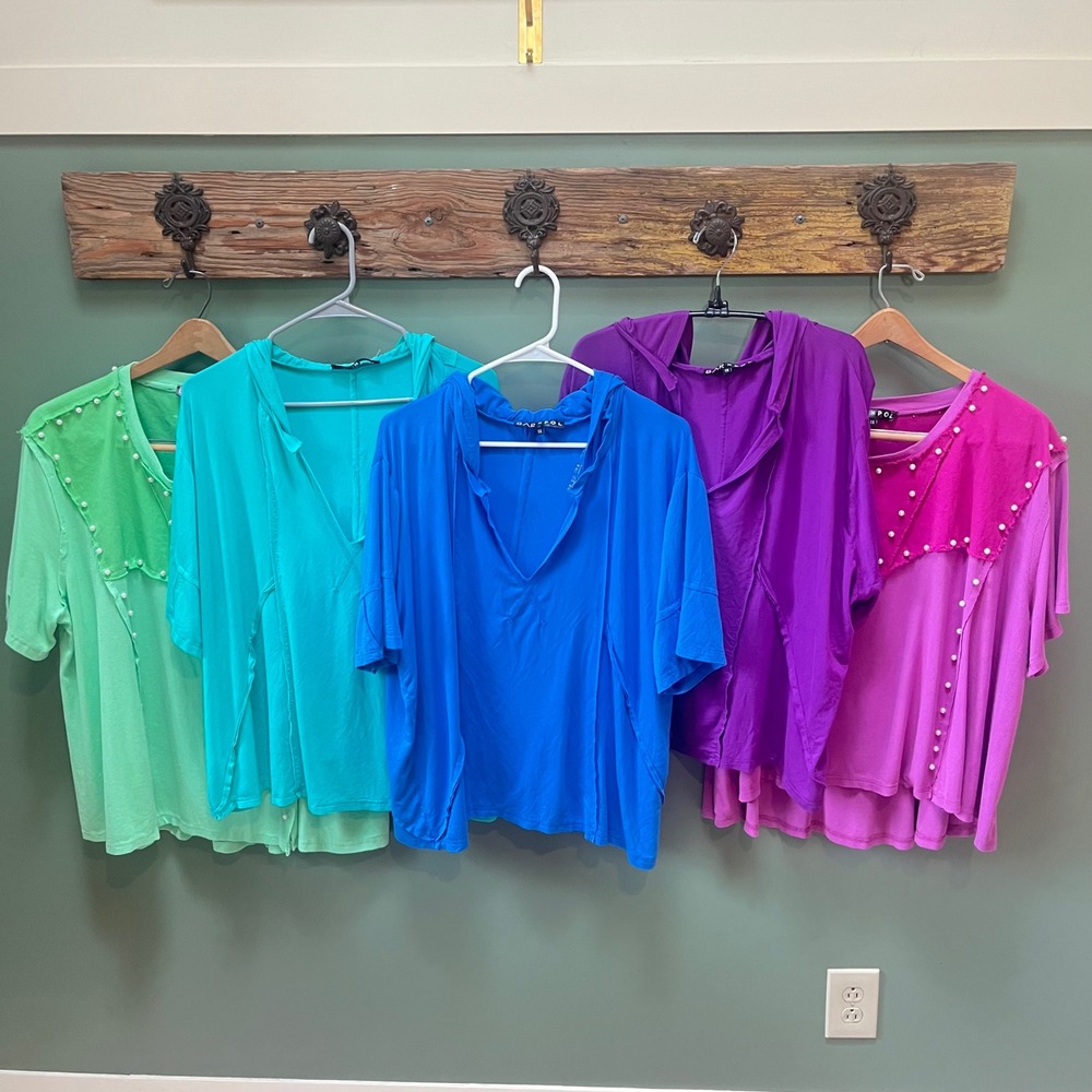 BAR x POL Women's‎ Tunic Top 1X Plus Size V Neck Pearl Embellished Colorful